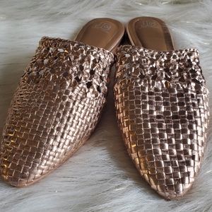 Jeffrey Campbell Pointed Toe Woven Metallic Flats